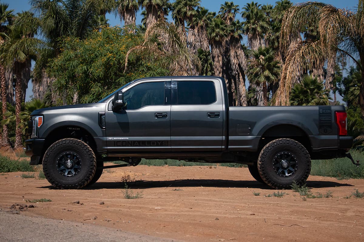 Ford F-250 Flexes Its Muscle